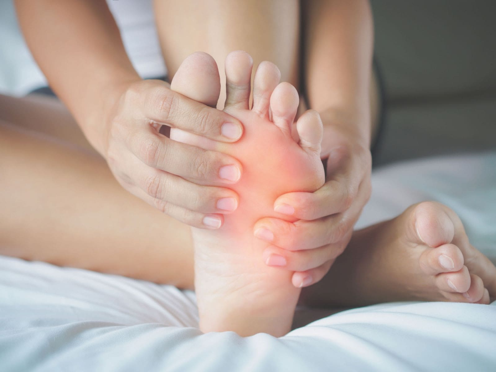 Swollen Feet: Causes, Home Remedies